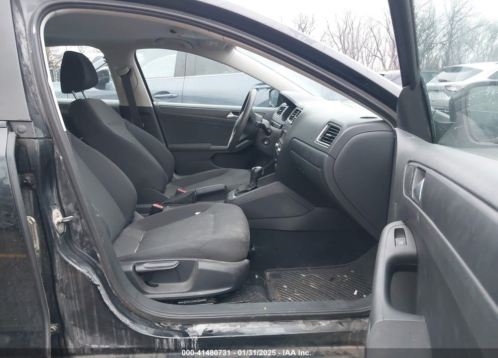 2012 VOLKSWAGEN JETTA VIN: 3VW2K7AJ6CM357930