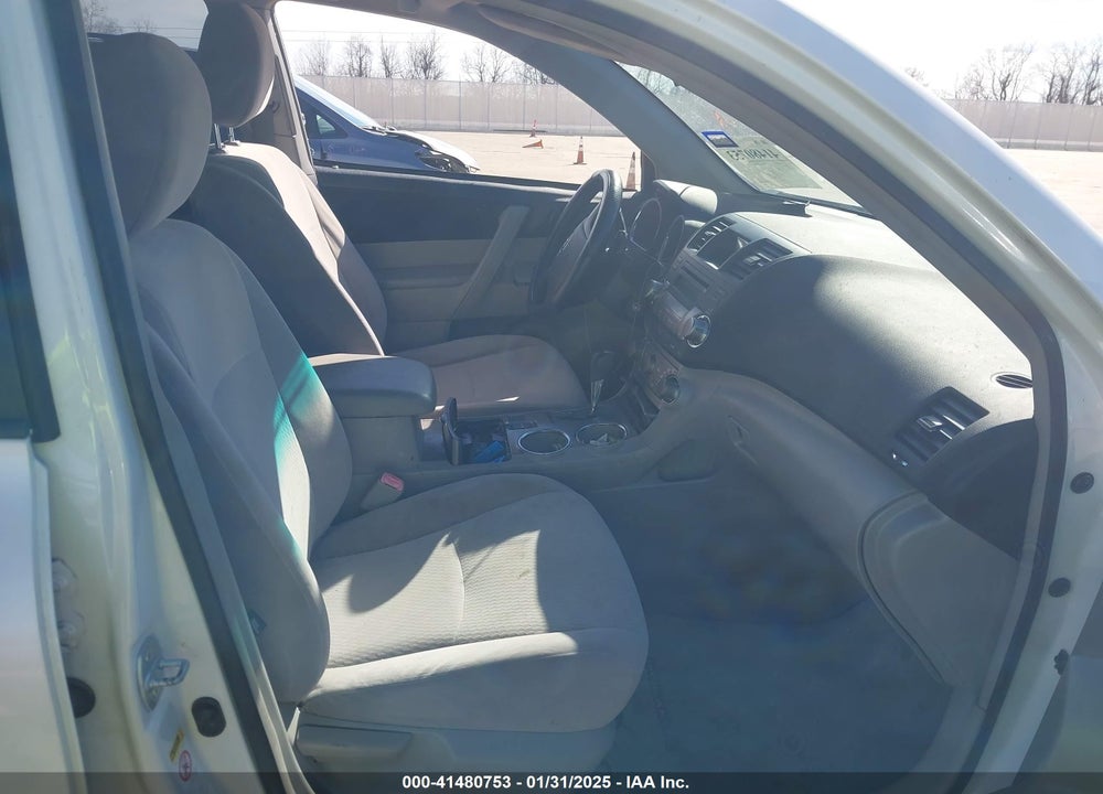 2010 TOYOTA HIGHLANDER BASE V6 VIN: JTEZK3EH9A2104473
