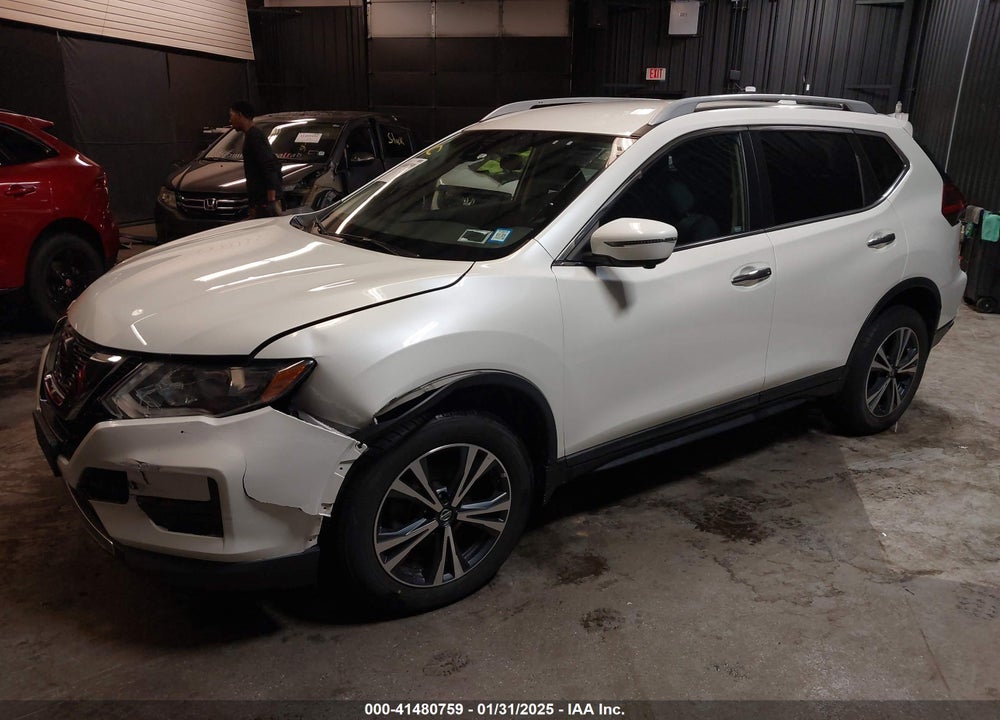 2019 NISSAN ROGUE SV VIN: 5N1AT2MV1KC827435