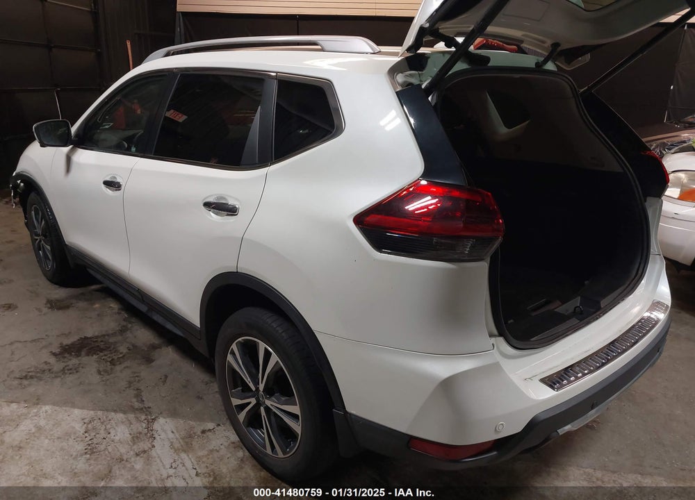 2019 NISSAN ROGUE SV VIN: 5N1AT2MV1KC827435