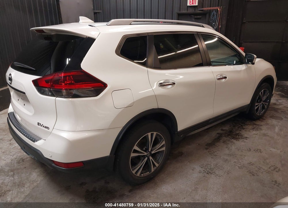 2019 NISSAN ROGUE SV VIN: 5N1AT2MV1KC827435