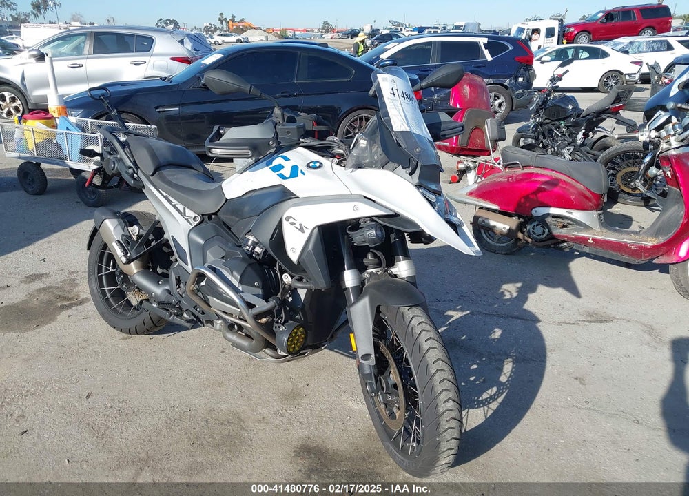 2024 BMW R 1300 GS VIN: WB10M2300R6J97142