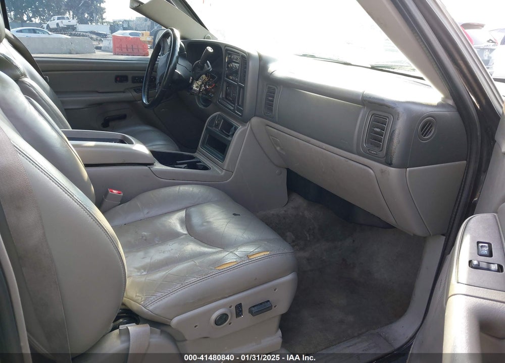 2004 CHEVROLET SUBURBAN 1500 Z71 VIN: 3GNFK16T44G206586