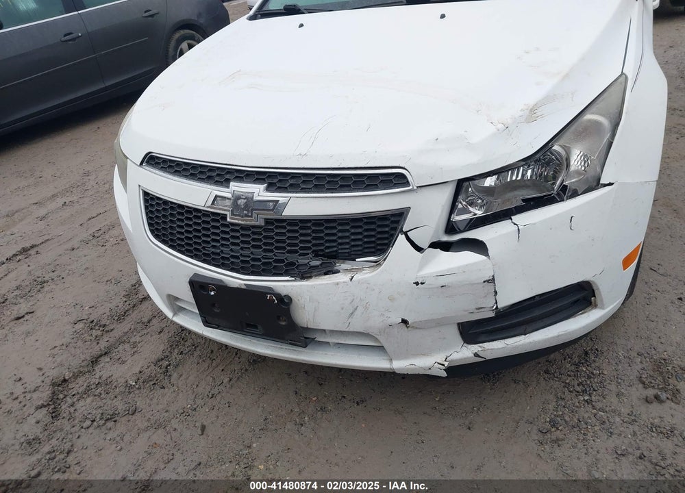 2014 CHEVROLET CRUZE 1LT AUTO VIN: 1G1PC5SB3E7460598