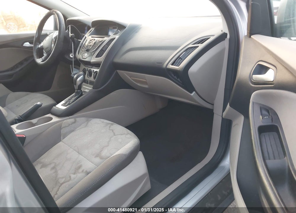 2014 FORD FOCUS VIN: 1FADP3F20EL113207