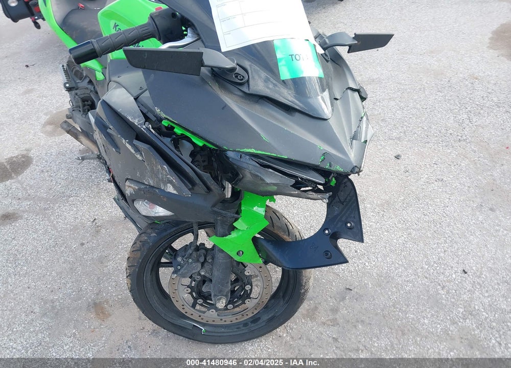 2024 KAWASAKI EX500 H VIN: ML5EXGH14RDA27552