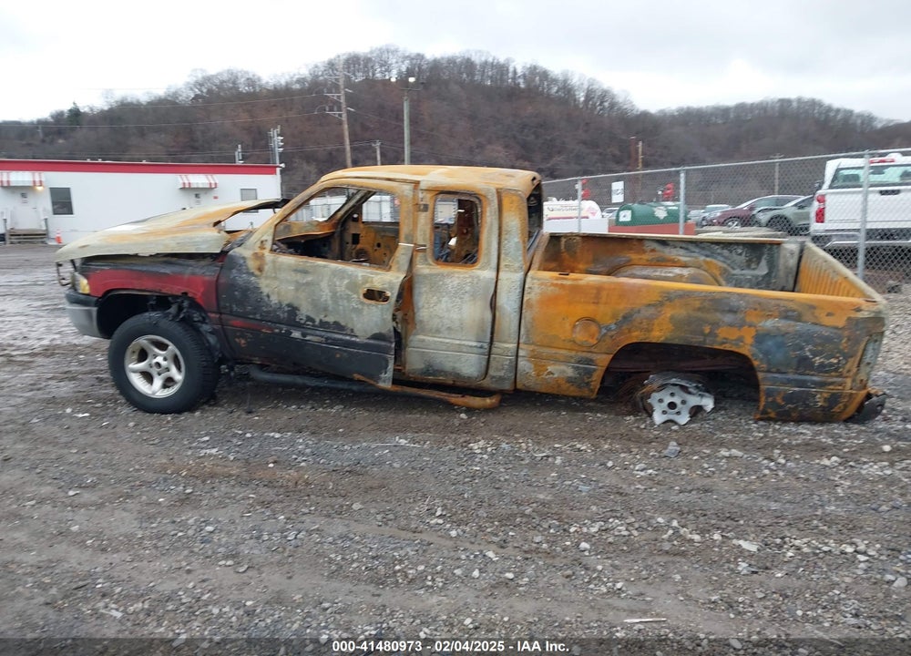 2000 DODGE RAM 1500 ST VIN: 3B7HF13Z3YG101624