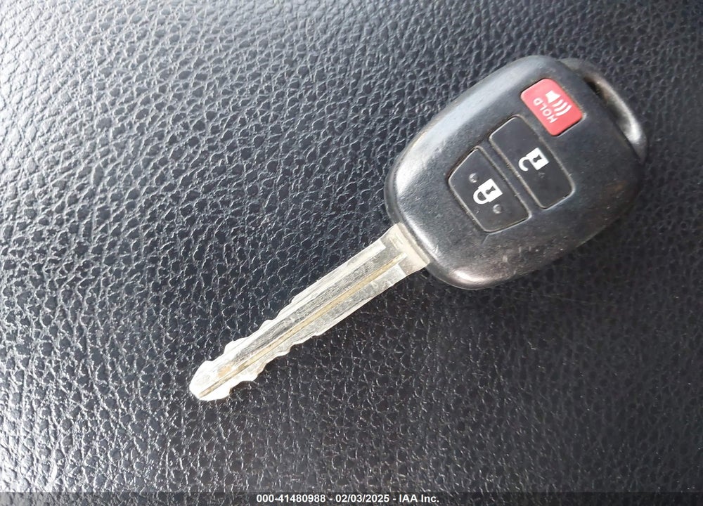 2015 TOYOTA RAV4 VIN: 2T3BFREV3FW376535