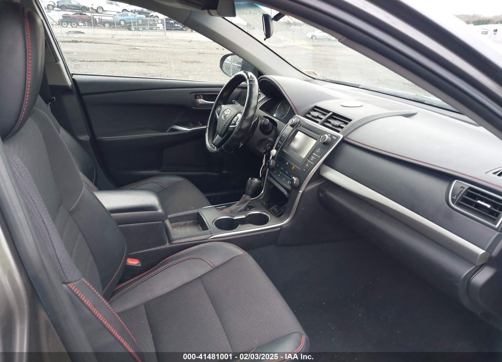2016 TOYOTA CAMRY SE VIN: 4T1BF1FK8GU245424