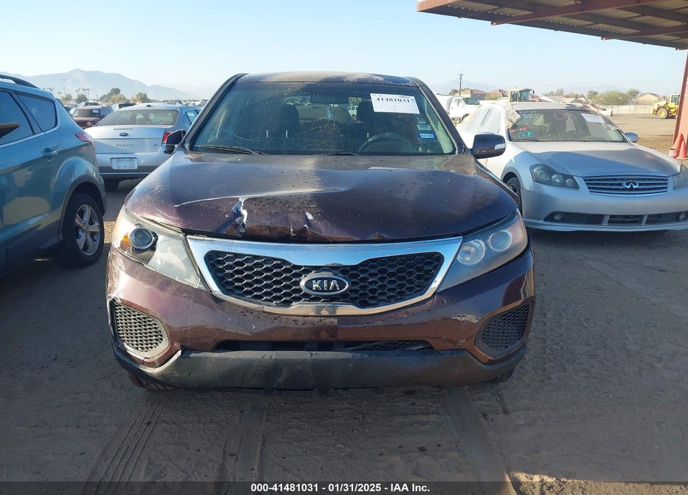 2012 KIA SORENTO VIN: 5XYKT3A18CG259357