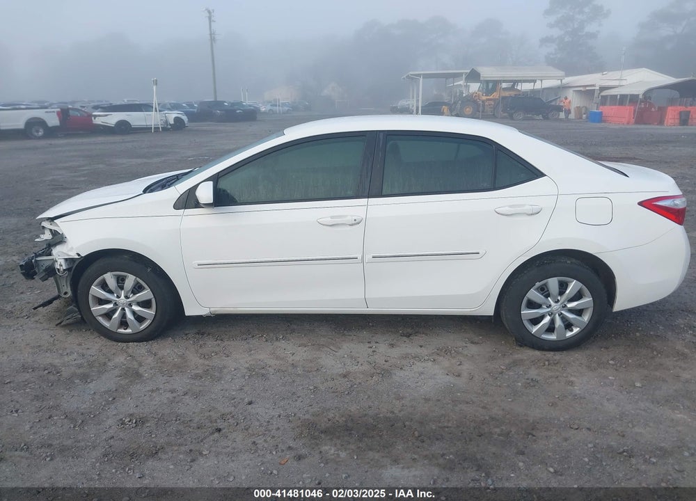 2015 TOYOTA COROLLA VIN: 5YFBURHE8FP328069