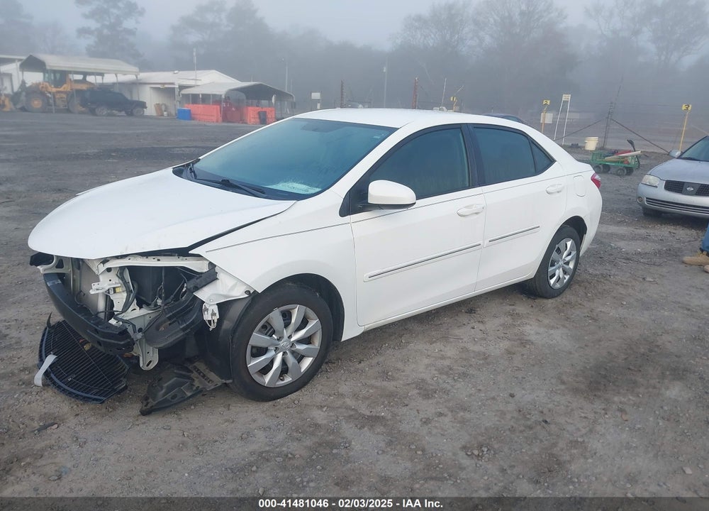 2015 TOYOTA COROLLA VIN: 5YFBURHE8FP328069