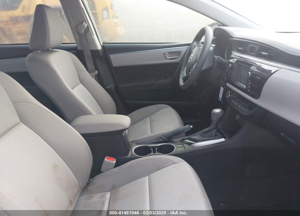 2015 TOYOTA COROLLA VIN: 5YFBURHE8FP328069
