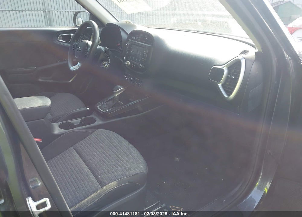 2021 KIA SOUL VIN: KNDJ23AU6M7773134
