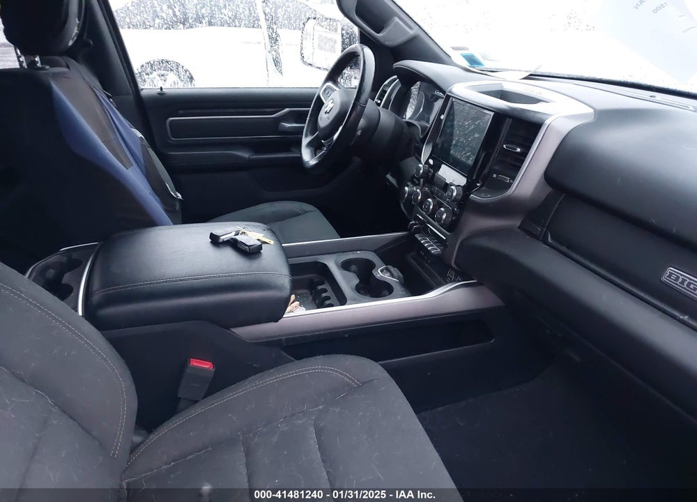 2019 RAM 1500 BIG HORN/LONE STAR 4X4 6'4 BOX VIN: 1C6SRFMT3KN555432