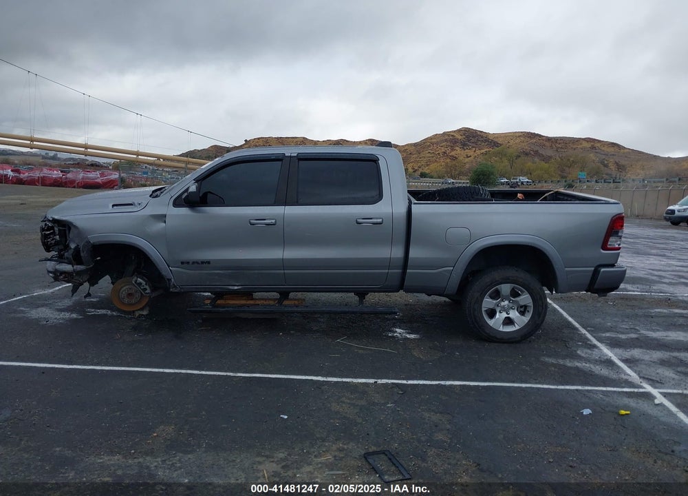 2022 RAM 1500 VIN: 1C6RREMT2NN246600
