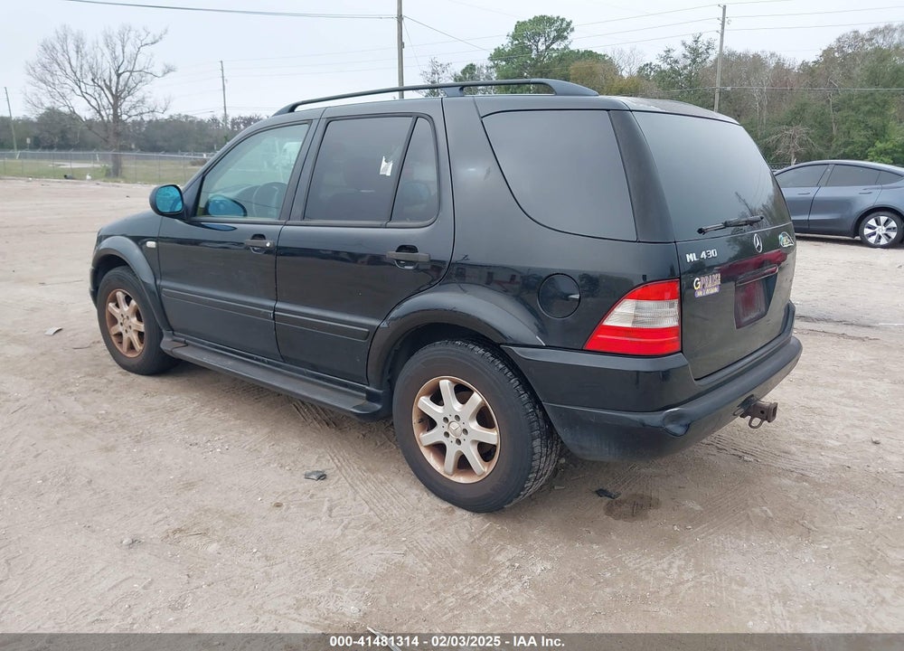1999 MERCEDES-BENZ ML 430 VIN: 4JGAB72E5XA096580