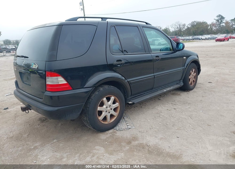 1999 MERCEDES-BENZ ML 430 VIN: 4JGAB72E5XA096580