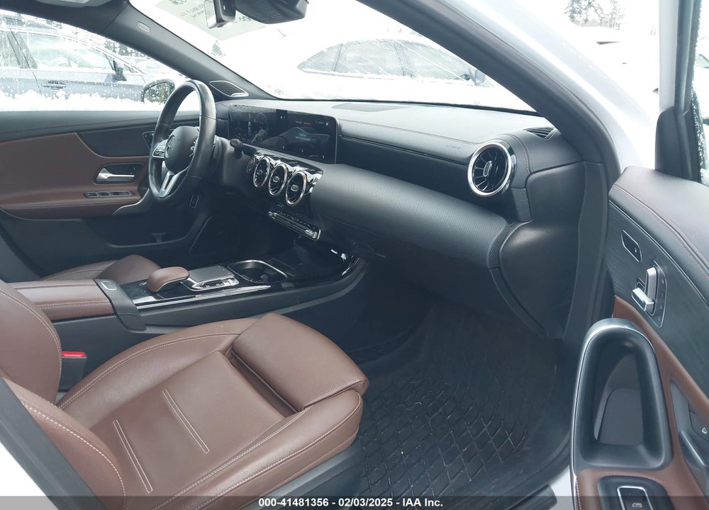2019 MERCEDES-BENZ A 220 VIN: WDD3G4FB6KW021692