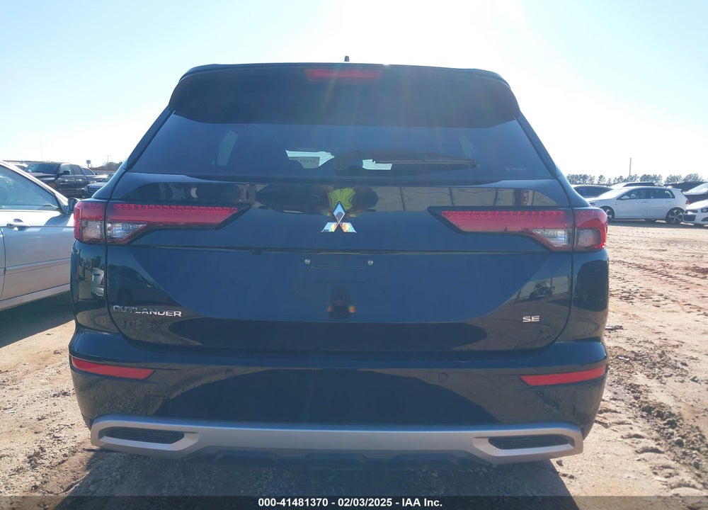 2024 MITSUBISHI OUTLANDER SE 2.5 S-AWC/SE BLACK EDITION S-AWC/SE BLACK EDITION W/PANO ROOF/SE RALLIART S-AWC VIN: JA4J4VA84RZ075202