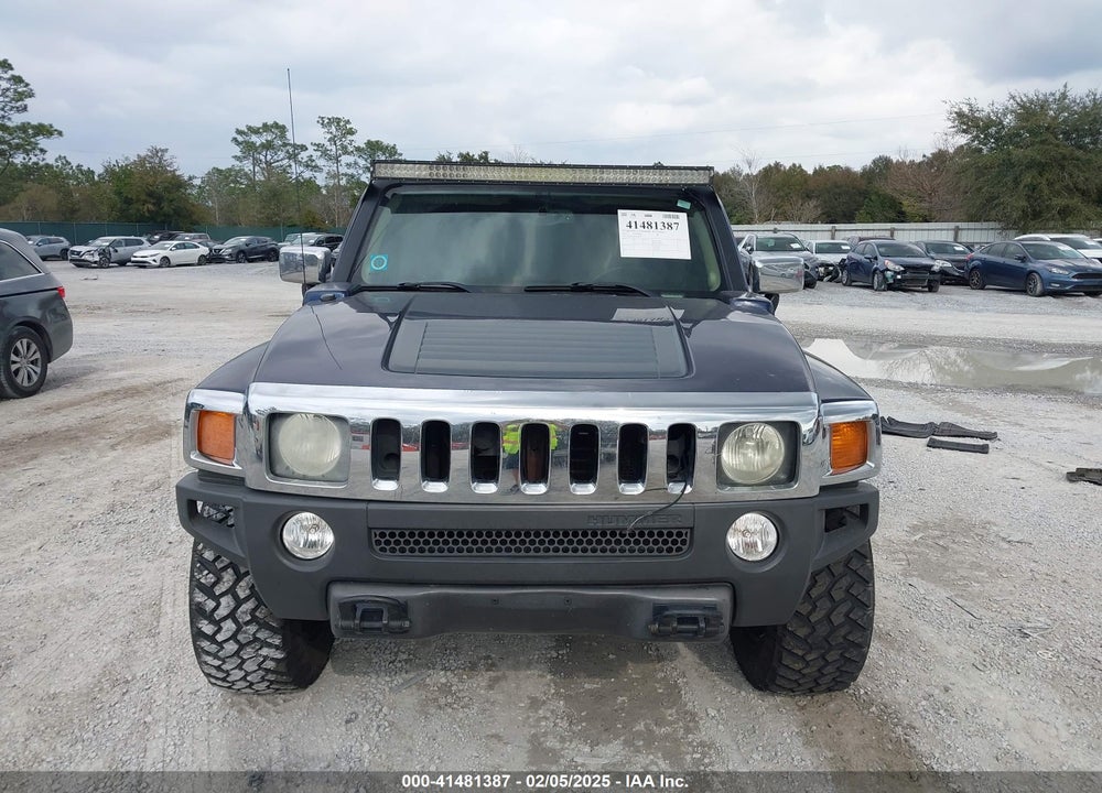 2007 HUMMER H3 SUV VIN: 5GTDN13E478150956