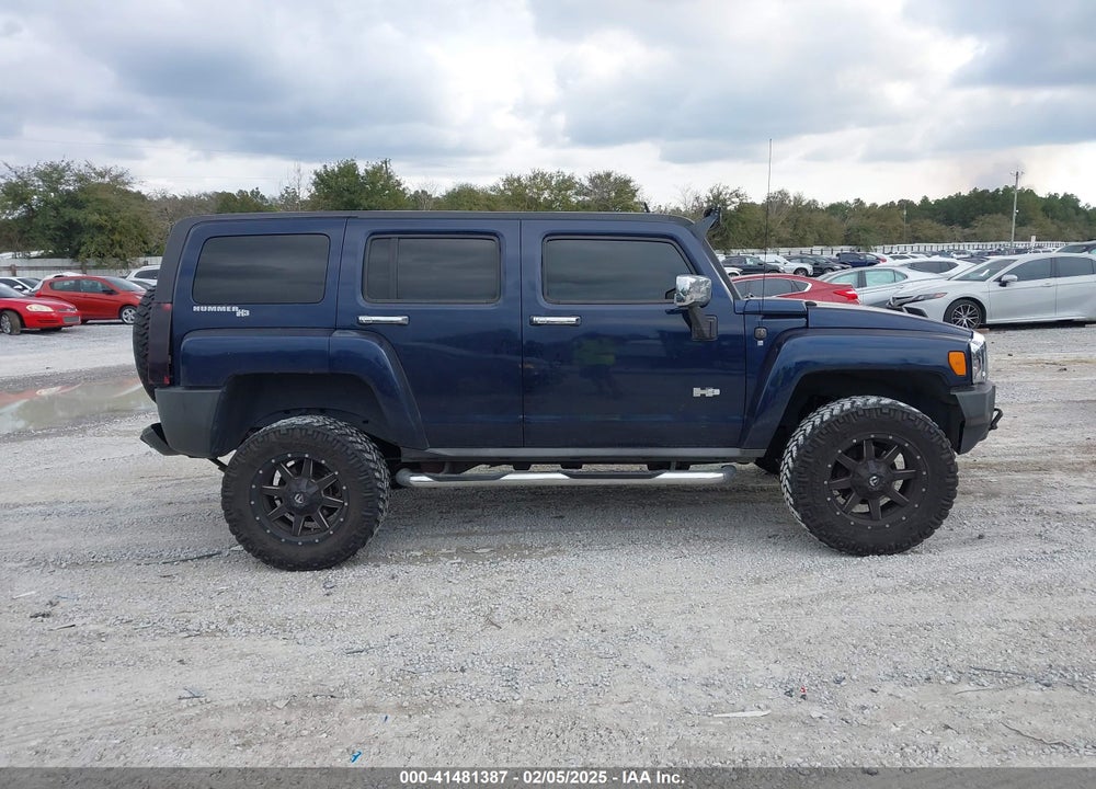 2007 HUMMER H3 SUV VIN: 5GTDN13E478150956