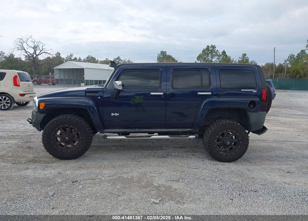 2007 HUMMER H3 SUV VIN: 5GTDN13E478150956