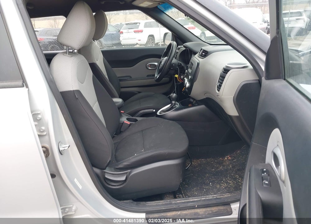 2014 KIA SOUL VIN: KNDJN2A21E7701677
