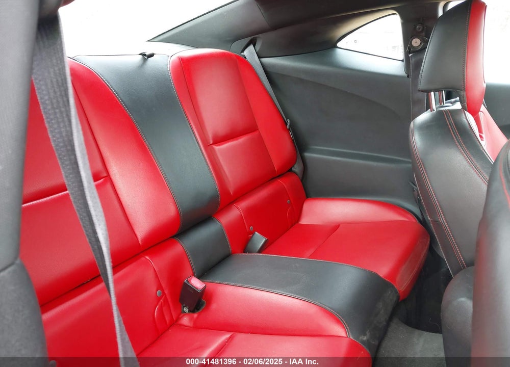 2015 CHEVROLET CAMARO VIN: 2G1FF1E30F9268507