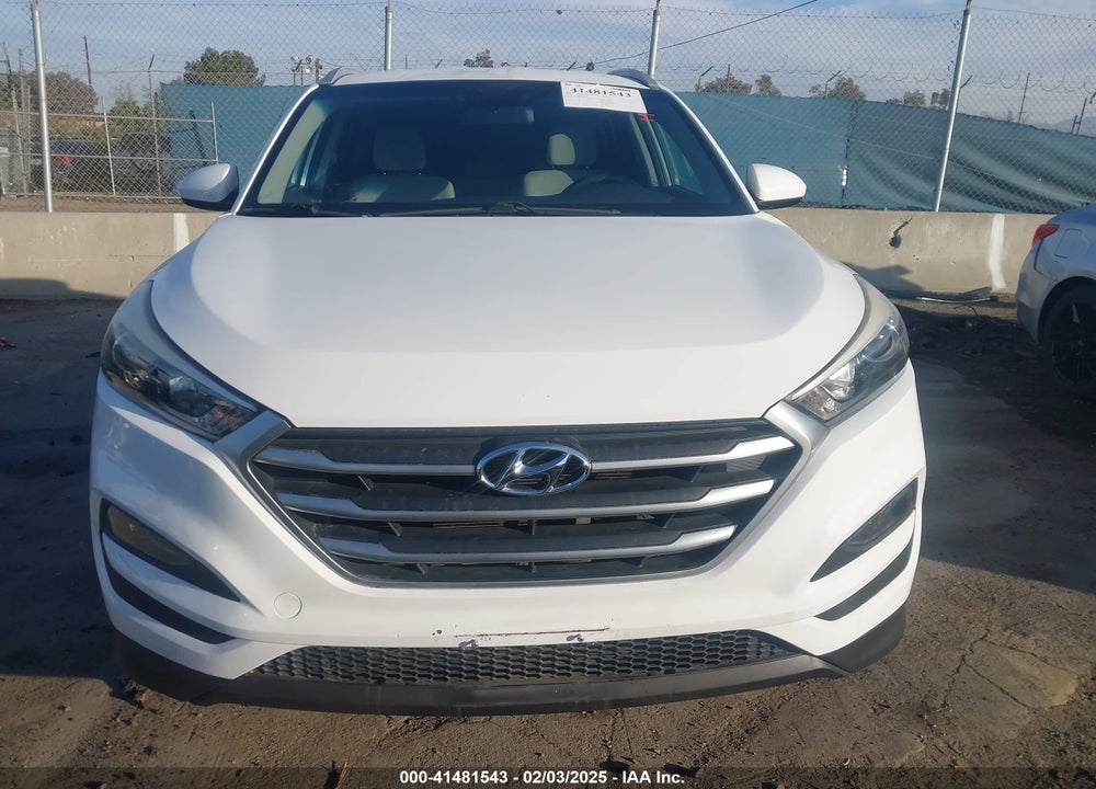 2018 HYUNDAI TUCSON SEL VIN: KM8J33A4XJU757363