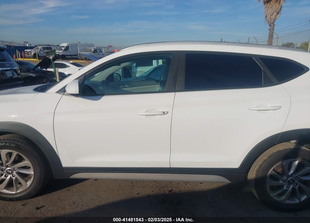 2018 HYUNDAI TUCSON SEL VIN: KM8J33A4XJU757363