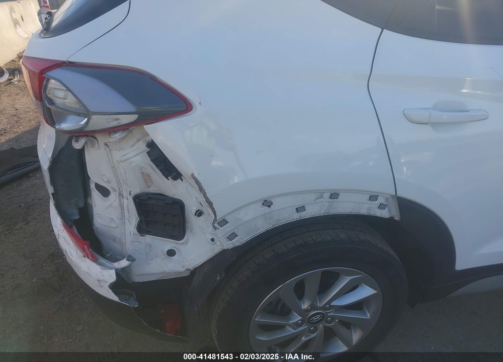 2018 HYUNDAI TUCSON SEL VIN: KM8J33A4XJU757363