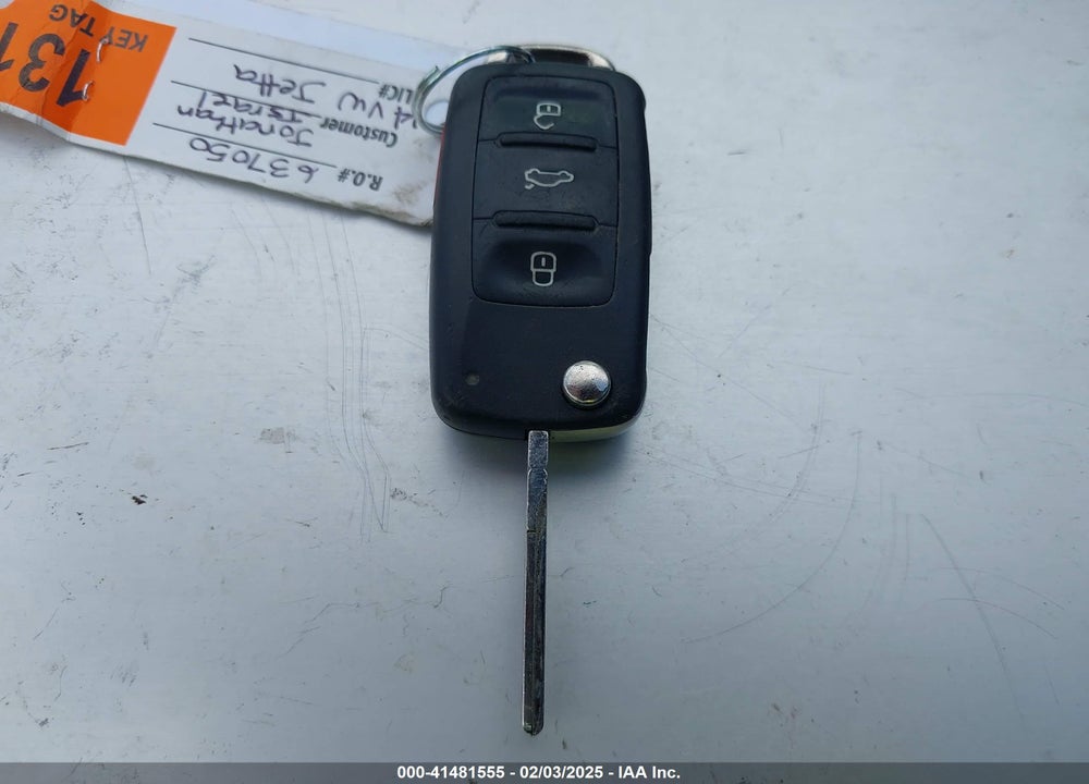 2014 VOLKSWAGEN JETTA VIN: 3VWD07AJ2EM411841