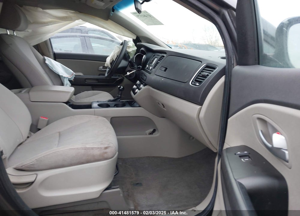 2016 KIA SEDONA LX VIN: KNDMB5C17G6127395