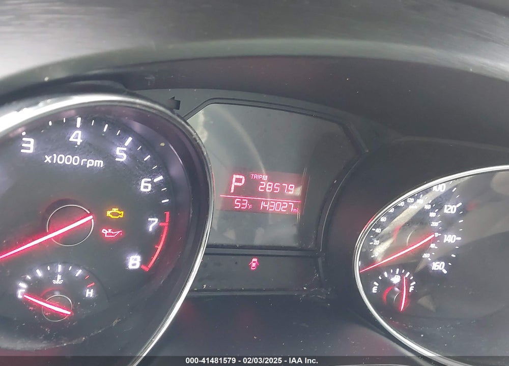 2016 KIA SEDONA LX VIN: KNDMB5C17G6127395