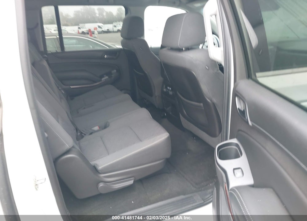 2015 GMC YUKON XL 1500 SLE VIN: 1GKS1GKC8FR614745