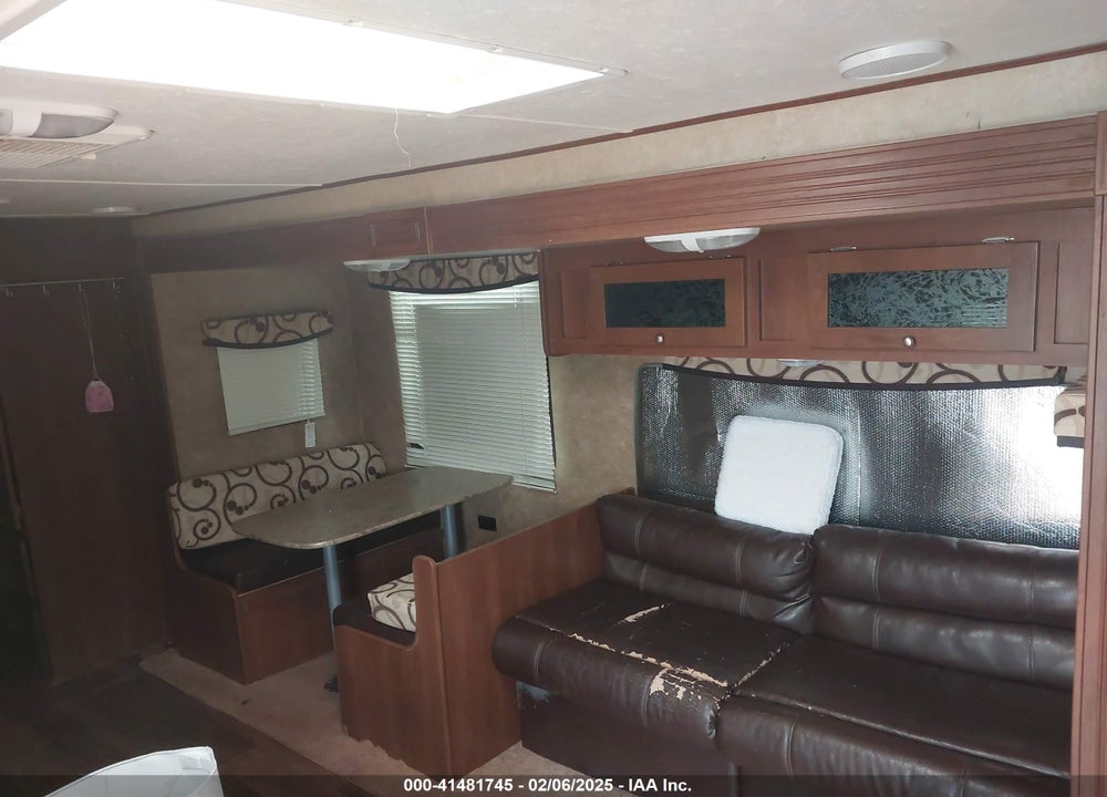 2015 CROSSROADS 301BHZ1 TRAVEL TRAILER VIN: 4V0TC302XFJ003715