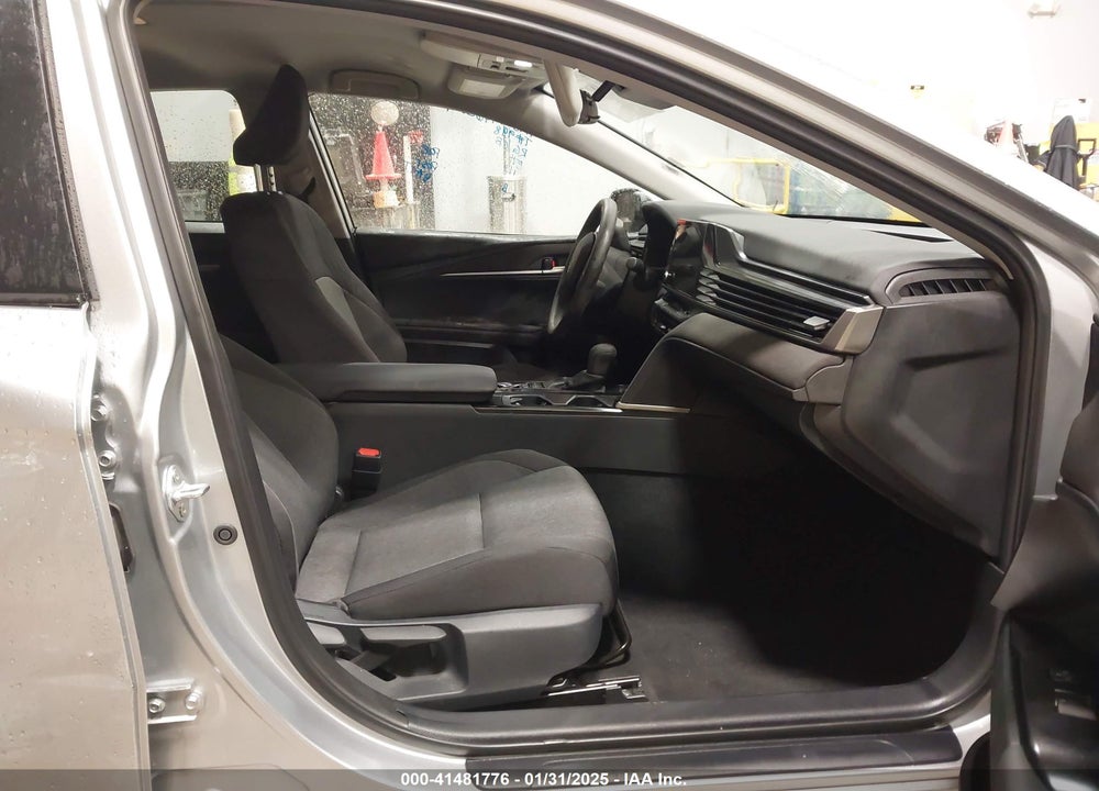 2025 TOYOTA CAMRY LE VIN: 4T1DAACK9SU506600
