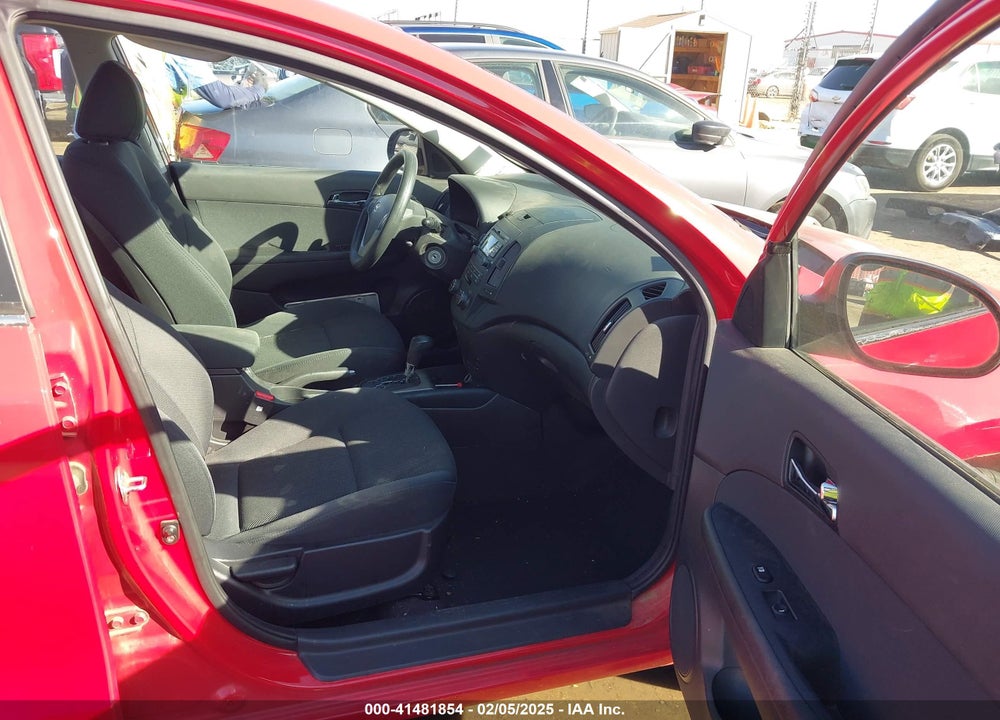 2010 HYUNDAI ELANTRA TOURING VIN: KMHDC8AE6AU064311