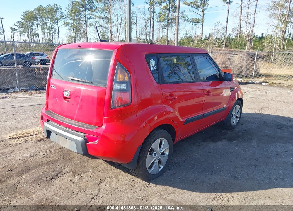 2011 KIA SOUL VIN: KNDJT2A29B7338496