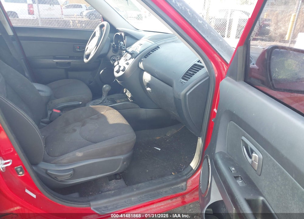 2011 KIA SOUL VIN: KNDJT2A29B7338496