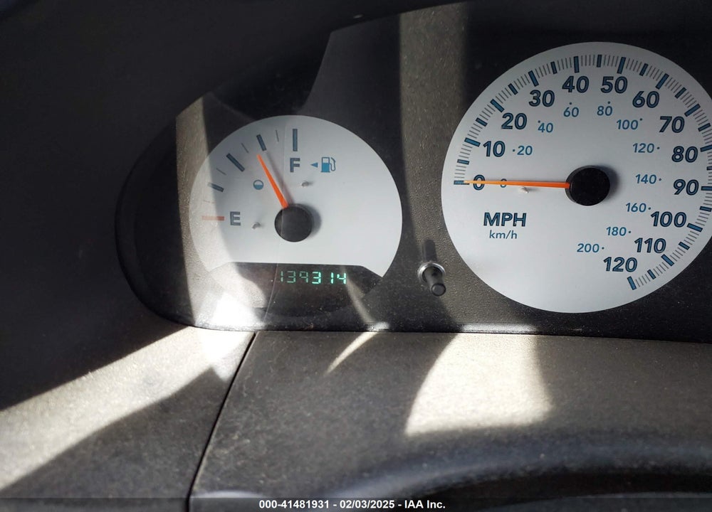2005 CHRYSLER TOWN & COUNTRY VIN: 1C4GP45R75B368602