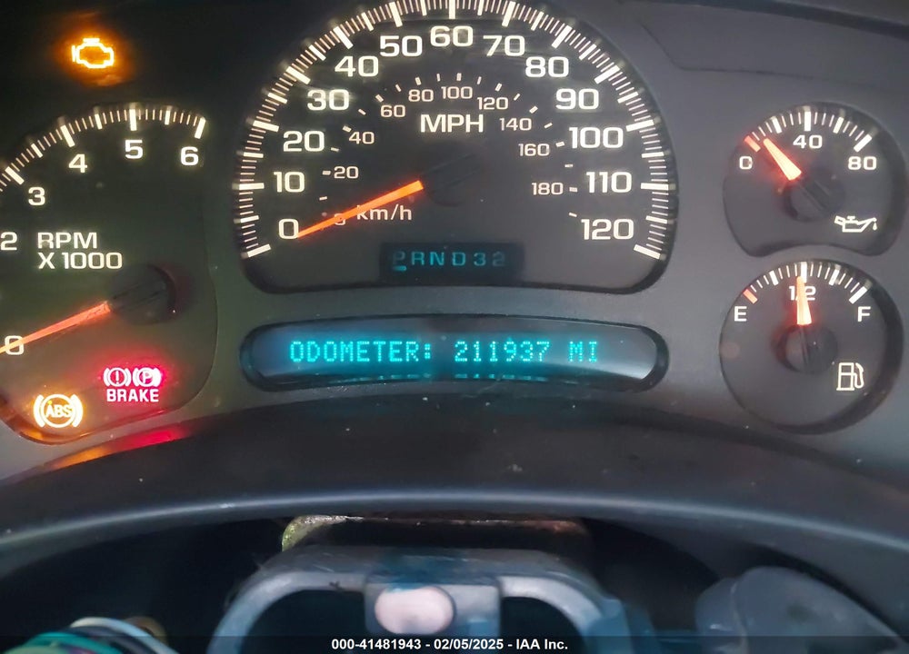 2005 CHEVROLET SILVERADO 1500 WORK TRUCK VIN: 1GCEC19XX5Z178648