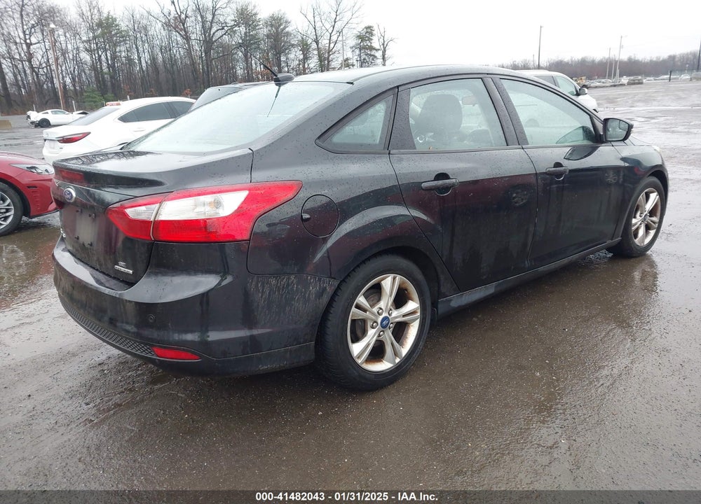 2014 FORD FOCUS SE VIN: 1FADP3F25EL152827