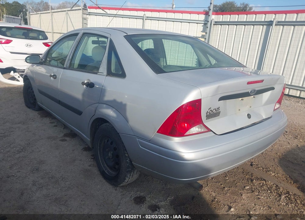 2001 FORD FOCUS LX VIN: 1FAFP33P21W309425