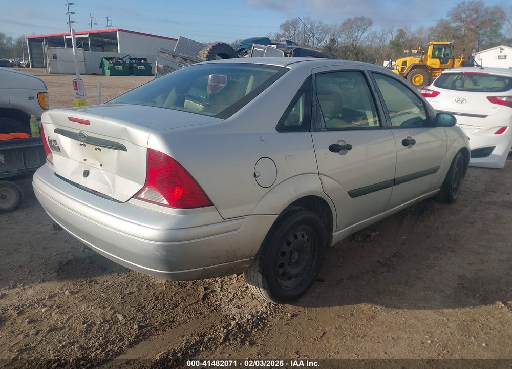 2001 FORD FOCUS LX VIN: 1FAFP33P21W309425