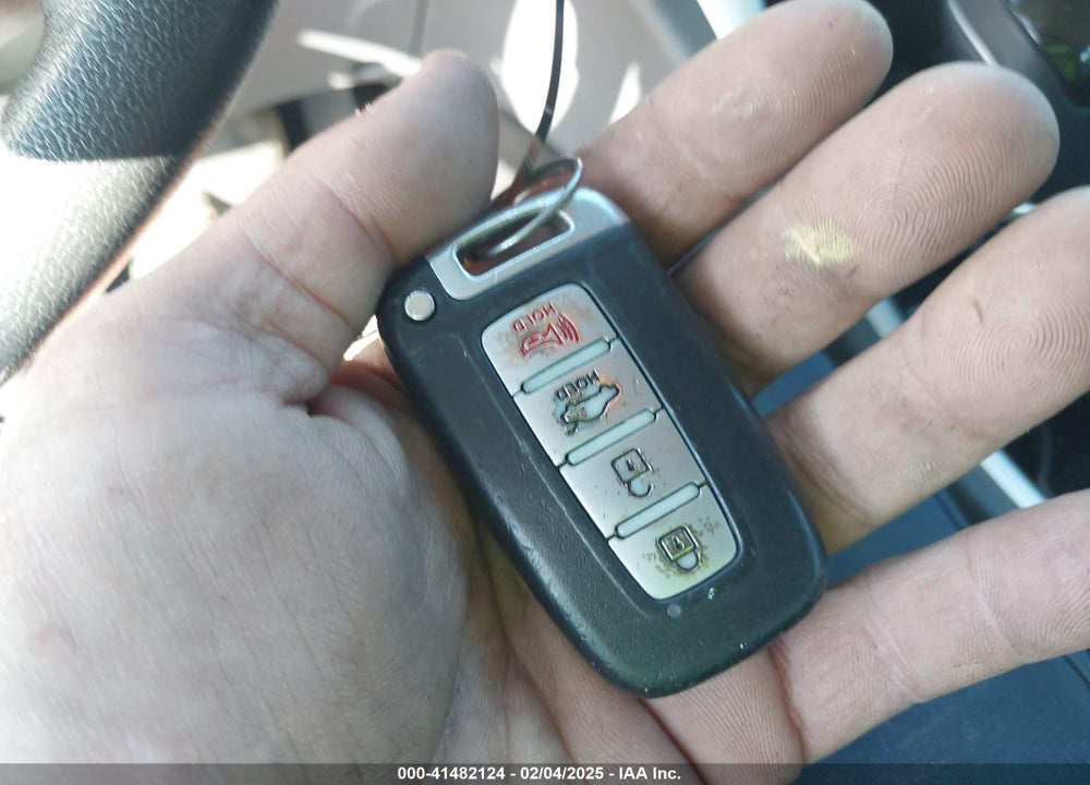 2014 HYUNDAI SONATA HYBRID VIN: KMHEC4A49EA116753
