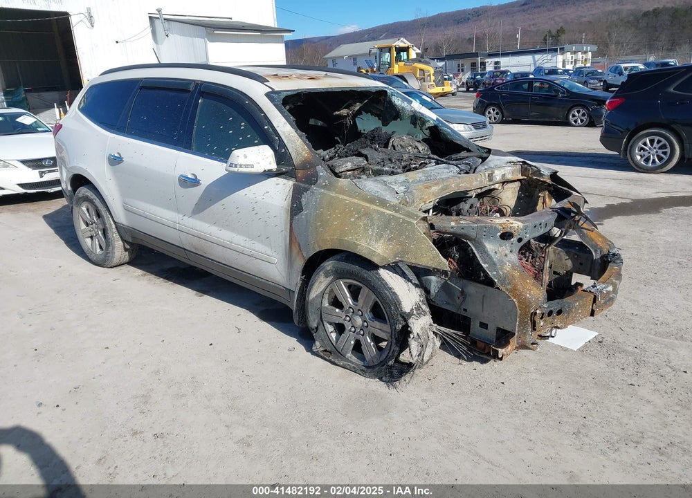 2012 CHEVROLET TRAVERSE 1LT VIN: 1GNKVGED8CJ375400