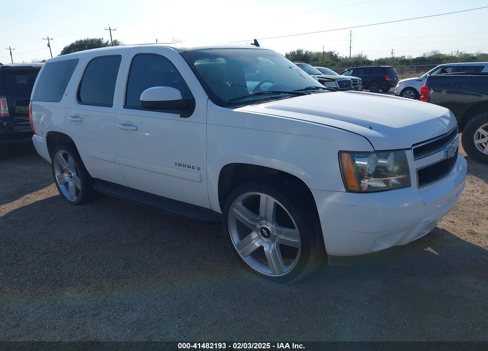 2008 CHEVROLET TAHOE VIN: 1GNFC13048R116061
