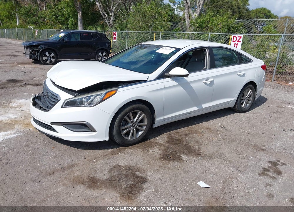 2016 HYUNDAI SONATA VIN: 5NPE24AF0GH320555